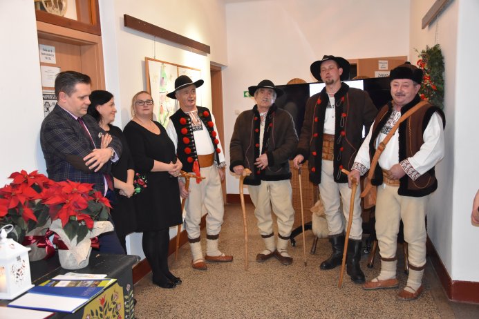 Wernisaż wystawy świątecznej