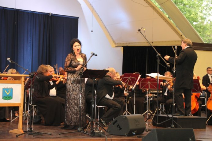 Fragment koncertu "OPERAcja FILMowa"