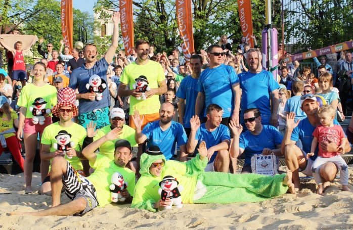 Uczestnicy pokazowego meczu Wisła kontra Reszta Świata