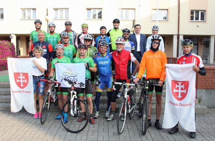 Przed startem na rynku w Wiśle