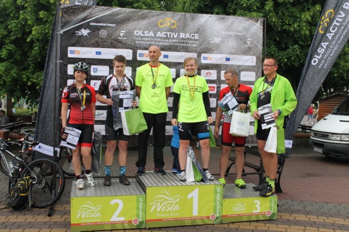 Triumfatorzy wyścigu rowerowego