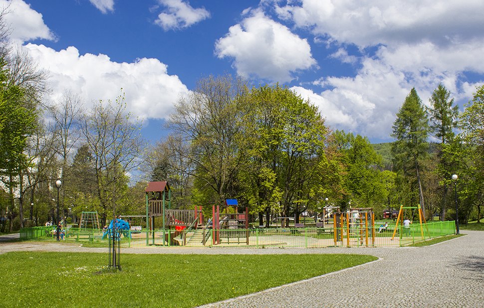 Plac zabaw w Parku Kopczyńskiego