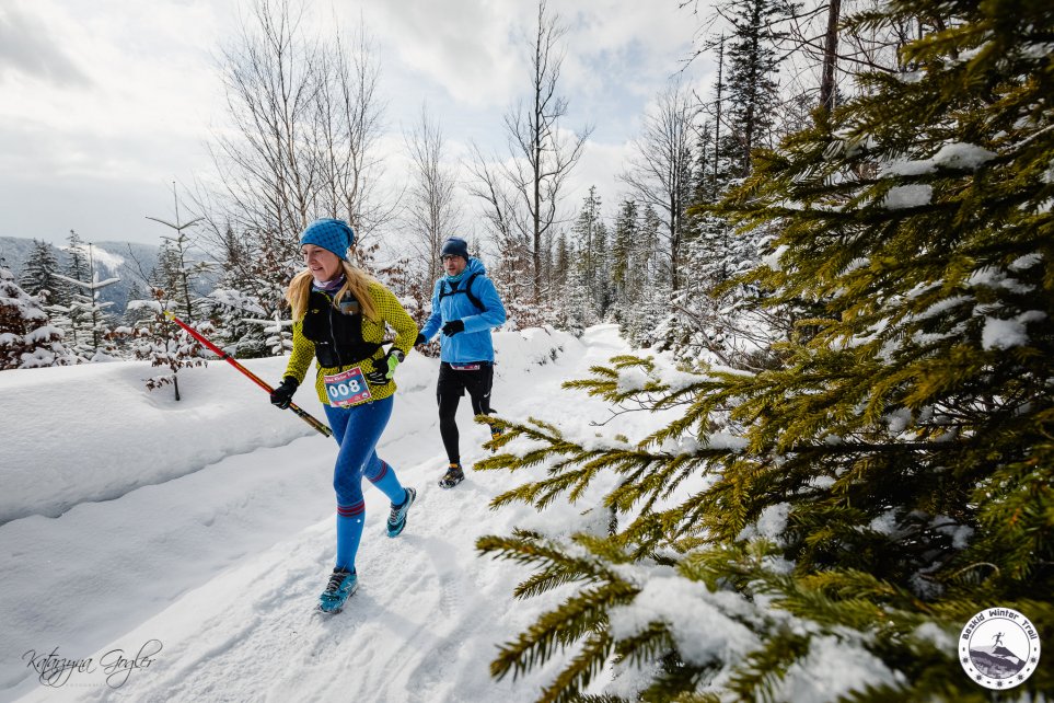 Zawodnicy na trasie Beskid Winter Trail