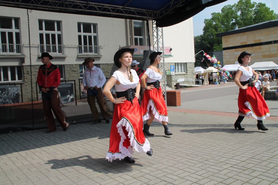 Pokaz tańca w wykonaniu Catawby