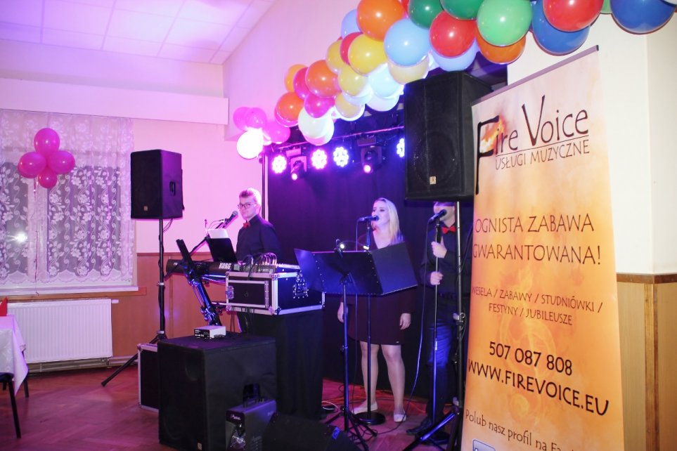 Zespół Fire Voice podczas zabawy andrzejkowej w Wiśle