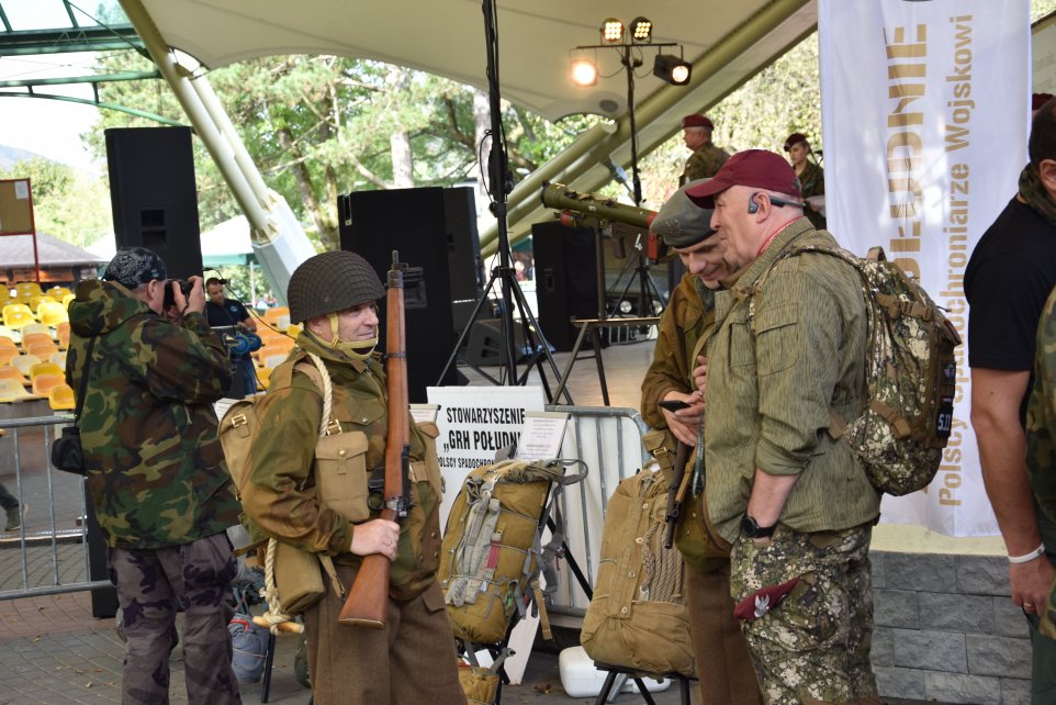 X Piknik Spadochroniarski fot. WCK