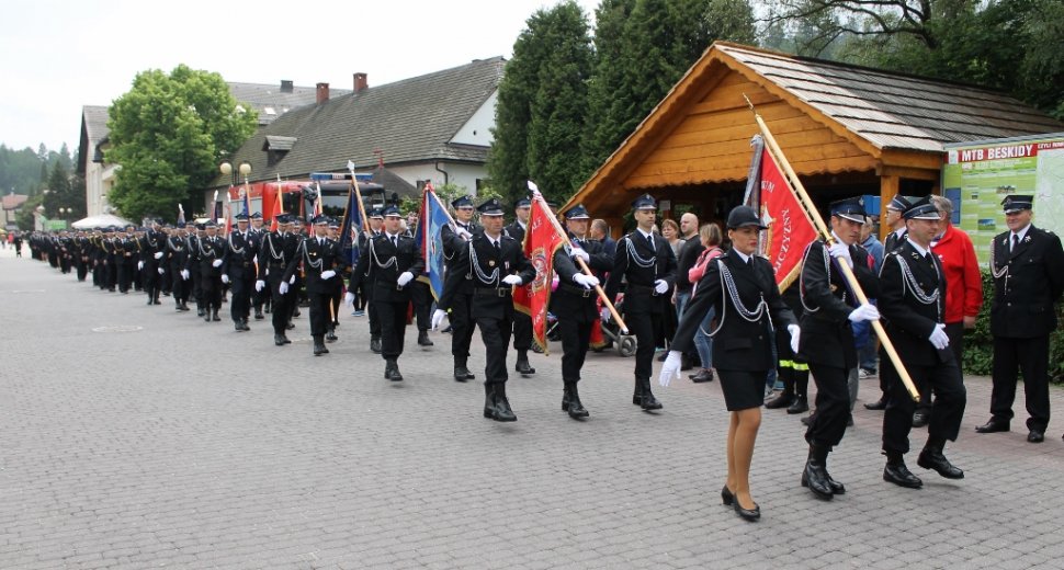 Defilada strażaków