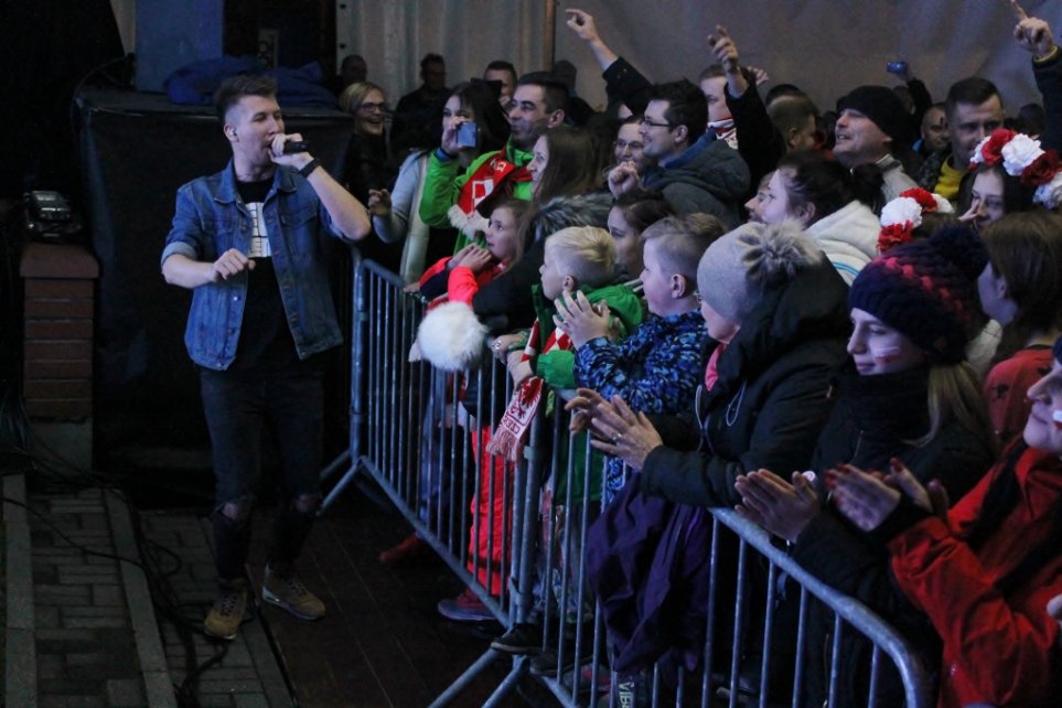 Fragment koncertu zespołu Faster