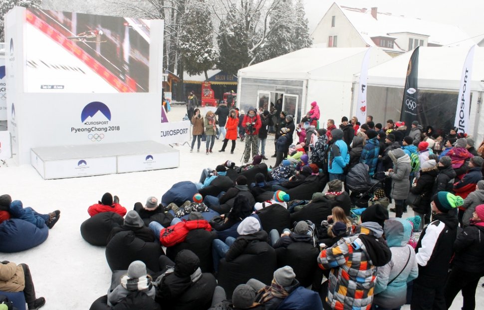Wspólne kibicowanie na placu Hoffa