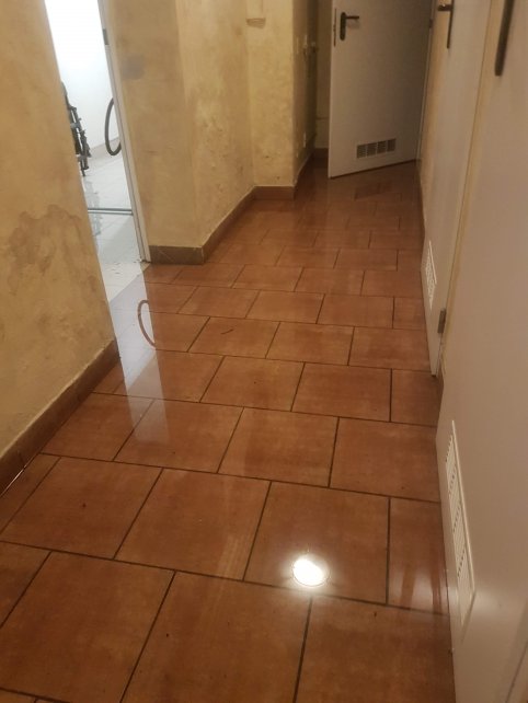 Zalane piwnice w PTTK